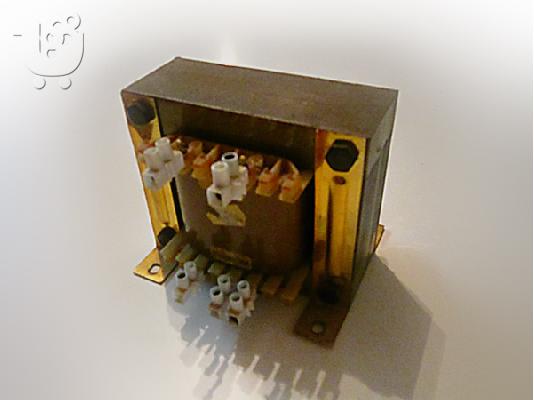 PoulaTo: Μετασχηματιστής 2x28 volt στα 8 Amper.